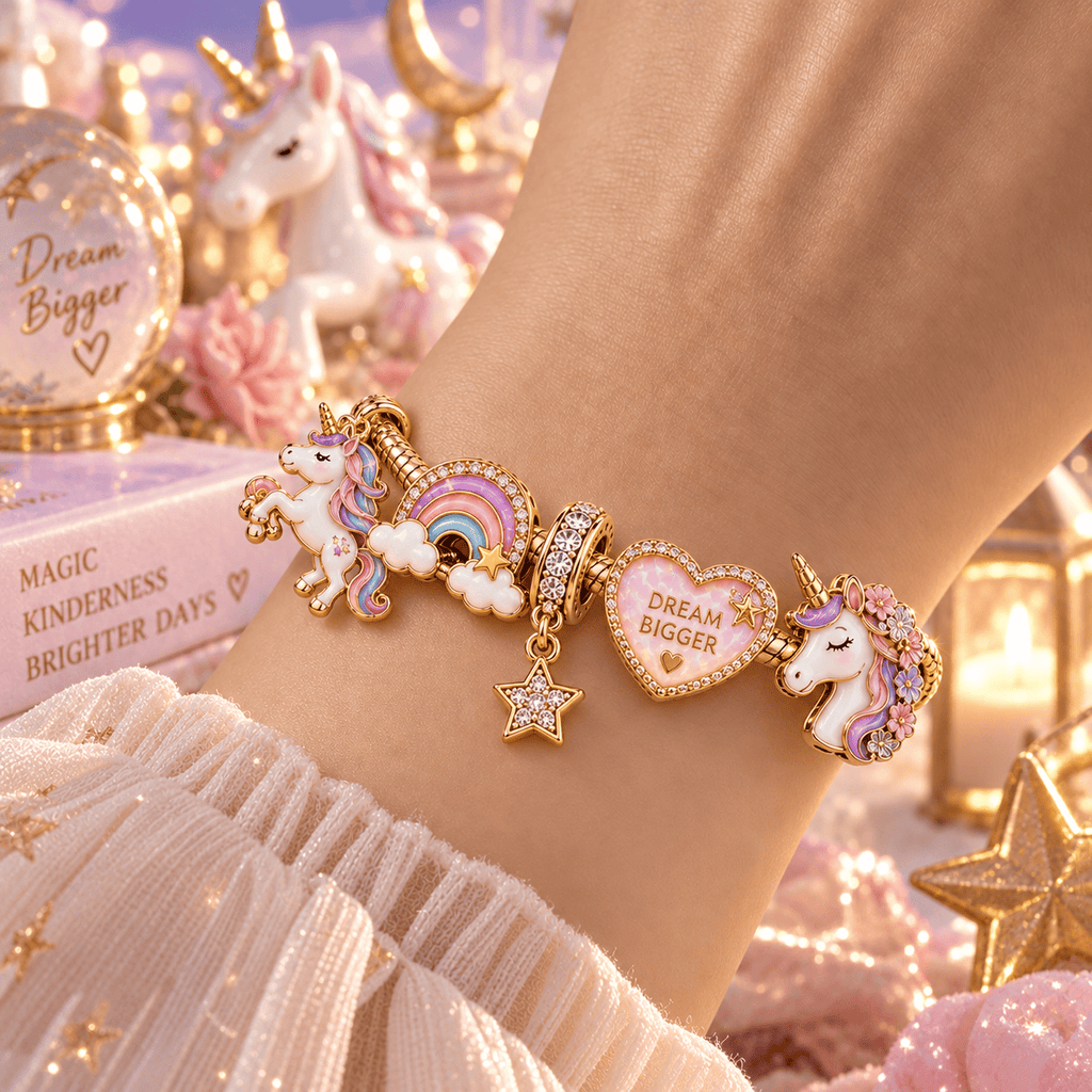 UNC Gold Charm Bracelet Set PTT