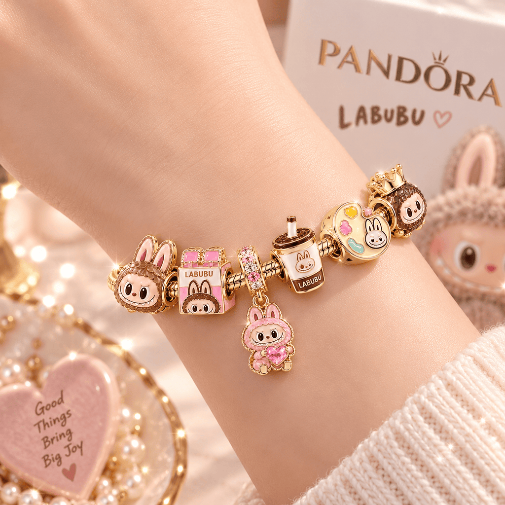 LBB Gold Charm Bracelet Set VTH