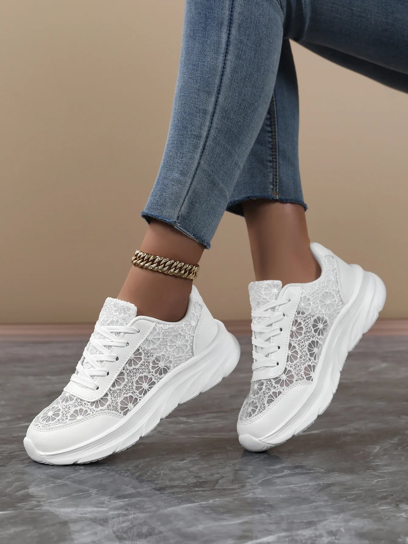 Women's Casual Sports Shoes: Embroidered, Openwork Design, Comfortable and Breathable, with EVA Soles White Wide-Fit Trainers